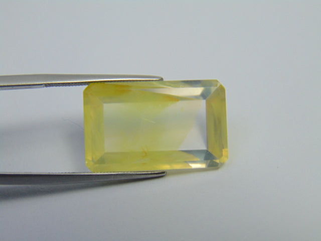 14.45ct Quartz With Inclusion 22x13mm