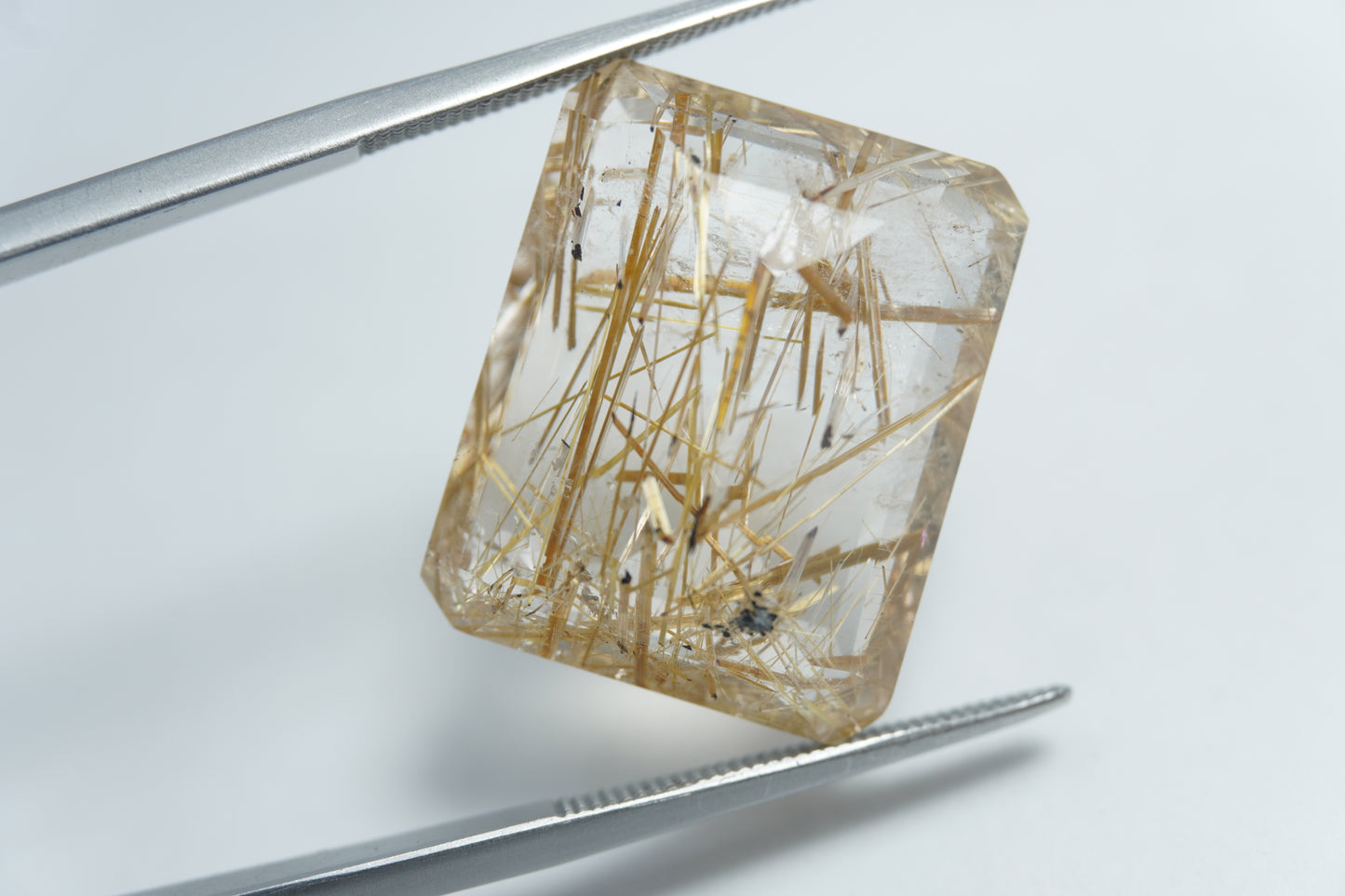 24.25ct Rutile 20x16mm