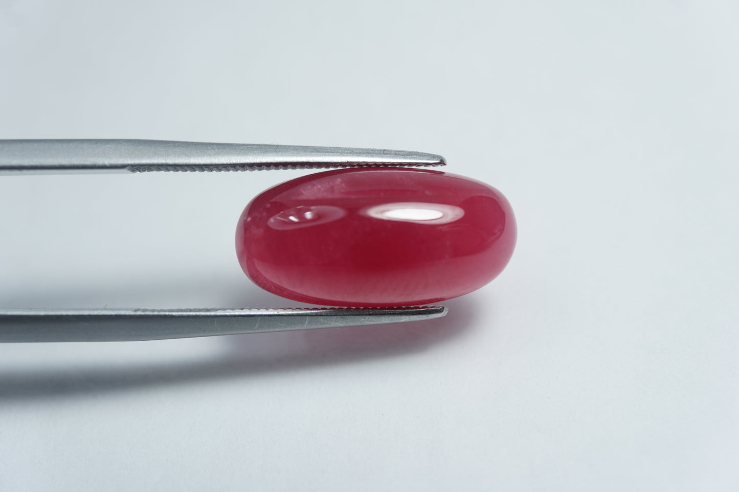 8.30ct Rhodonite cabochon 17x8mm