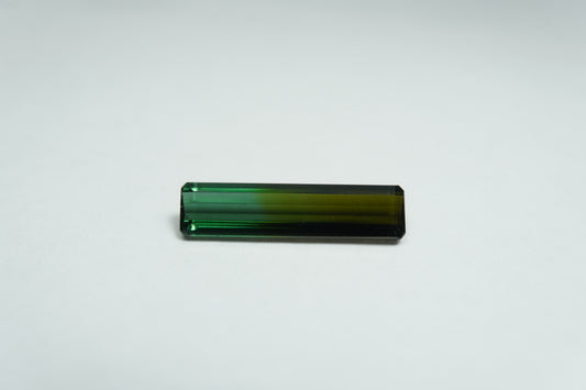 2.70ct Tourmaline bicolor 15x5mm