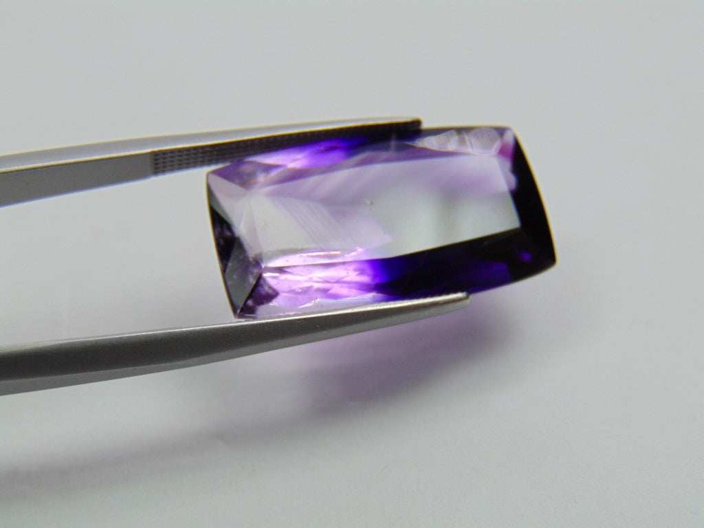 13.95ct Amethyst Bicolor 22x12mm