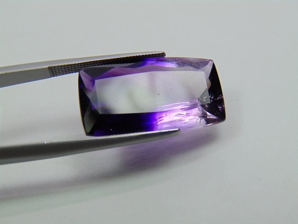 13.95ct Amethyst Bicolor 22x12mm