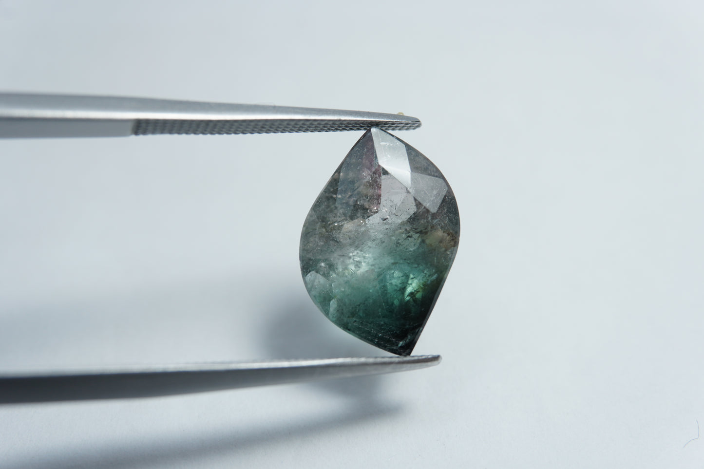 4.90ct Tourmaline bicolor 15x10mm