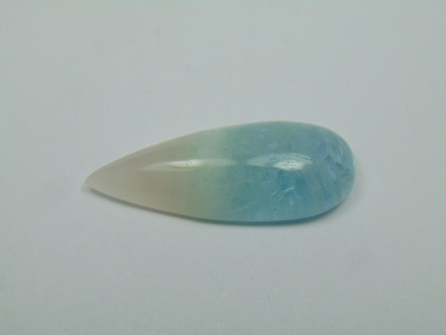 18.65ct Aquamarine Bicolor Cabochon 32x13mm