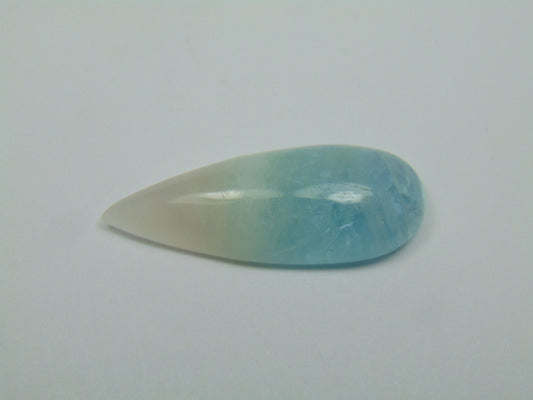 18.65ct Aquamarine Bicolor Cabochon 32x13mm