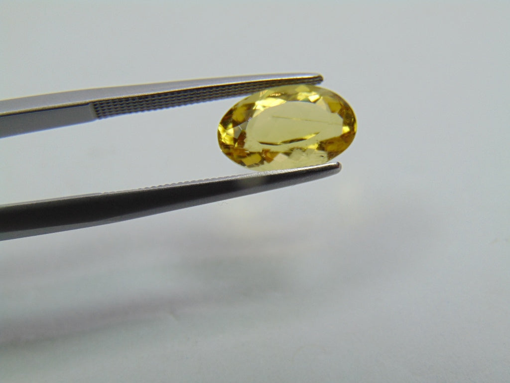 2.50ct Beryl With Needle 11x7mm