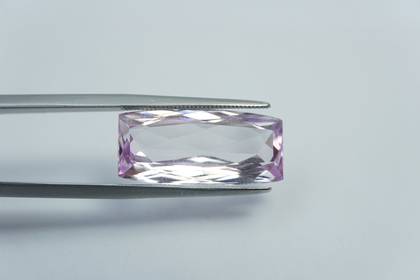 10.42ct Kunzite 20x9mm