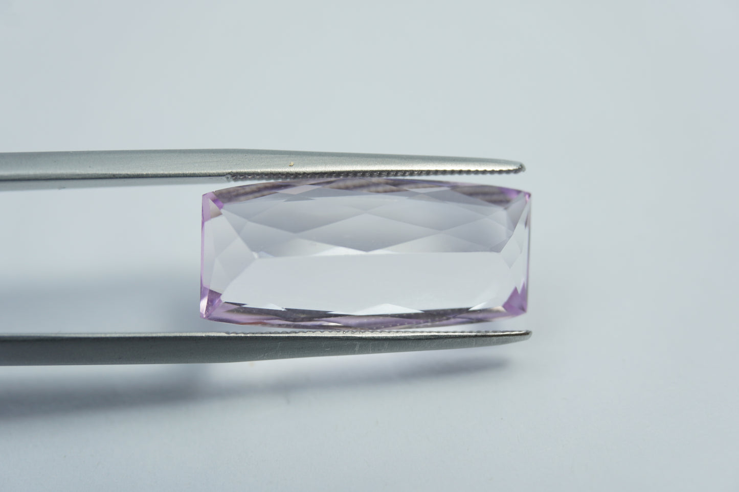 10.42ct Kunzite 20x9mm