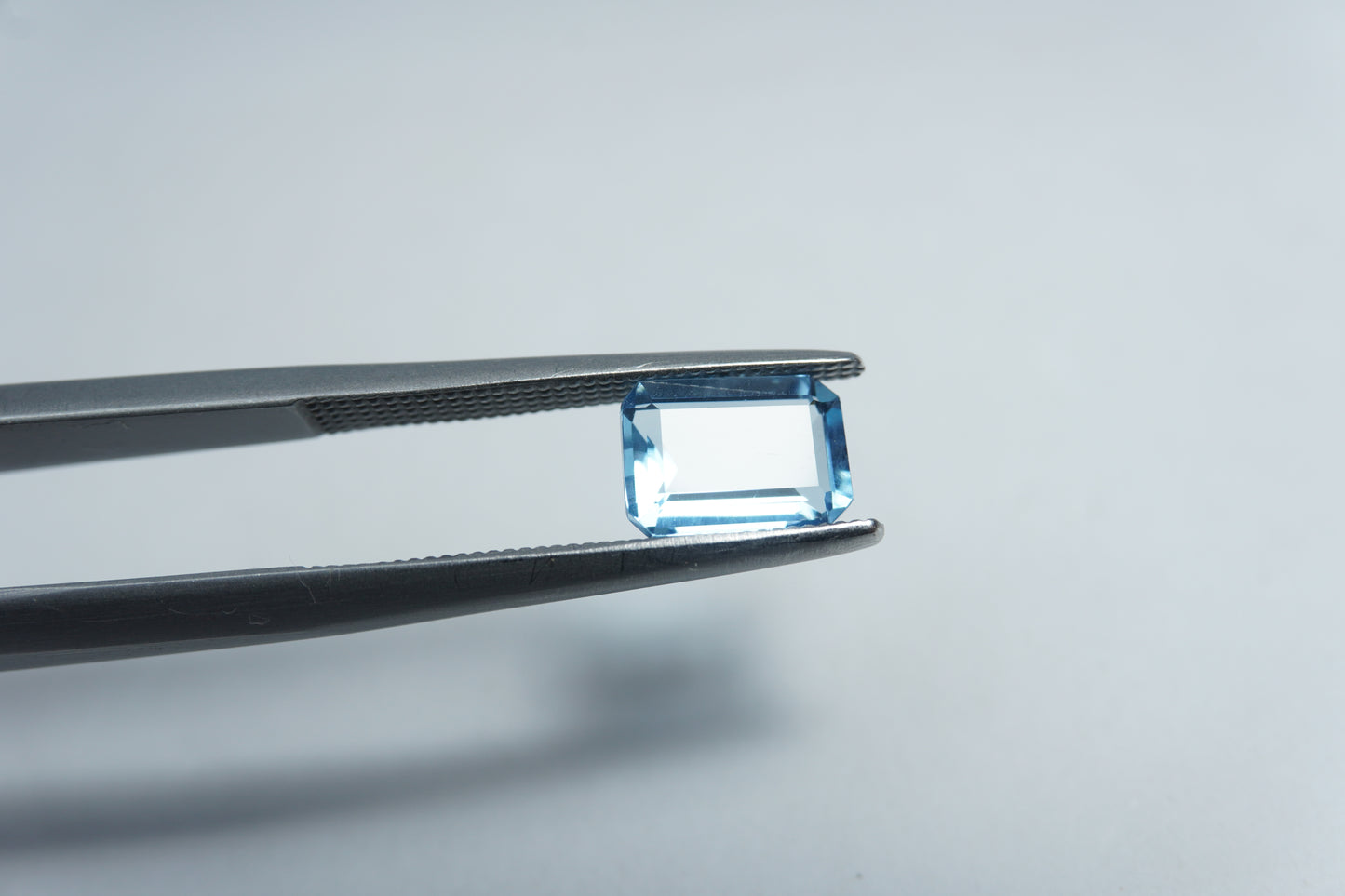 0.98ct Topaz 7x5mm