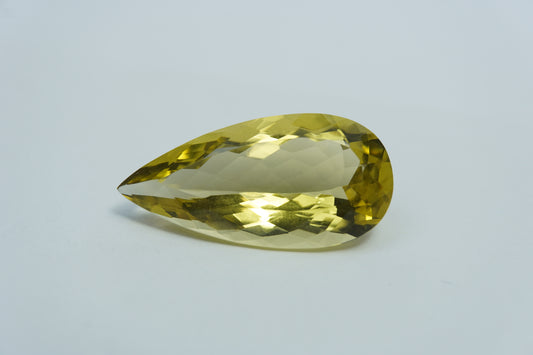 20.25ct Green gold 28x14mm