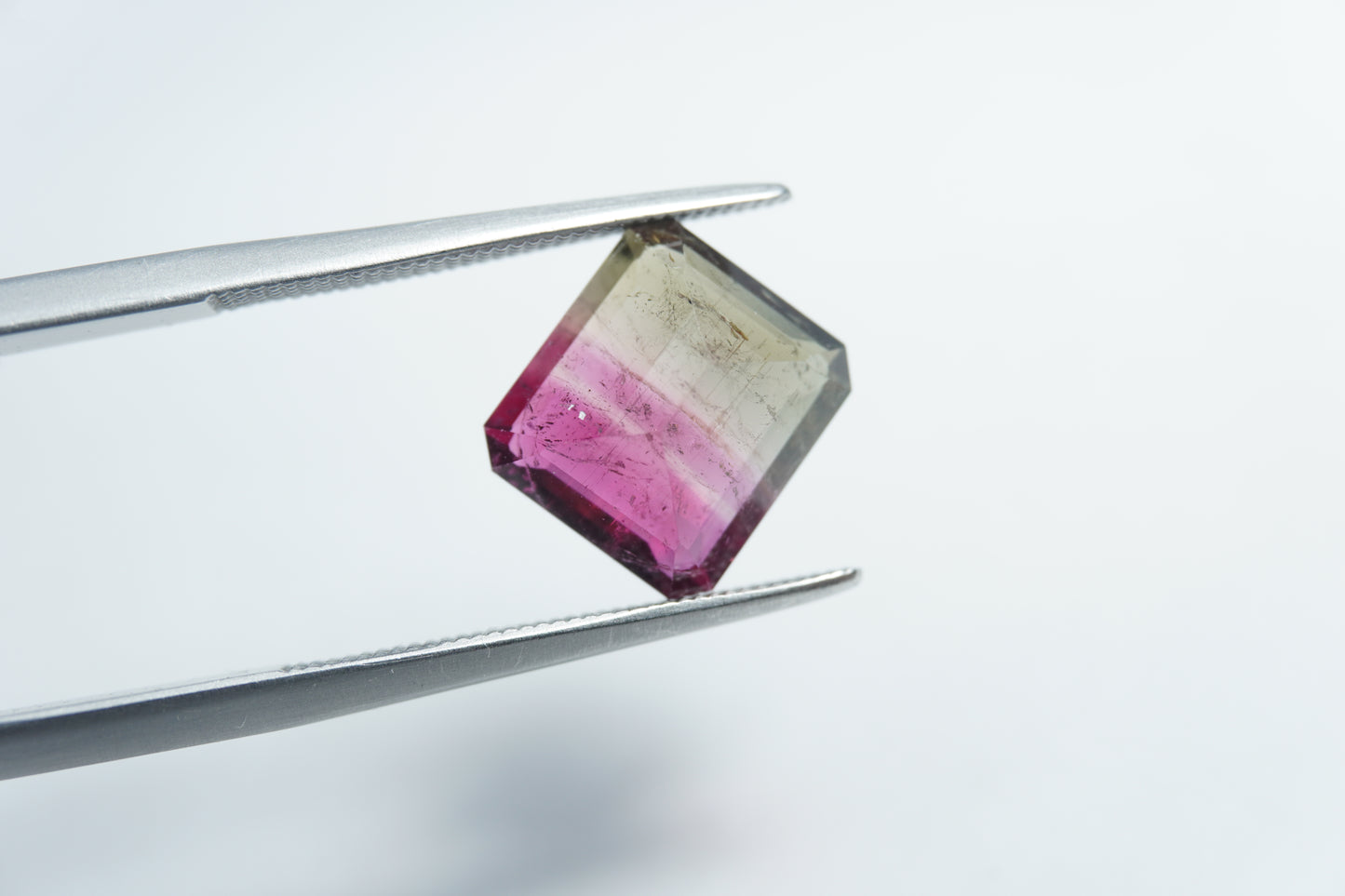 3.90ct Tourmaline bicolor 10x9mm