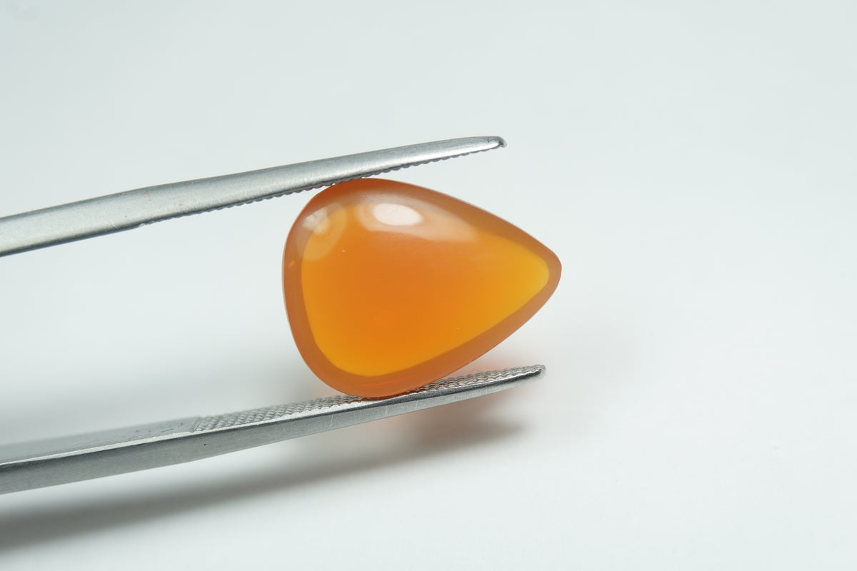 4.20ct Fire opal cabochon 14x11mm