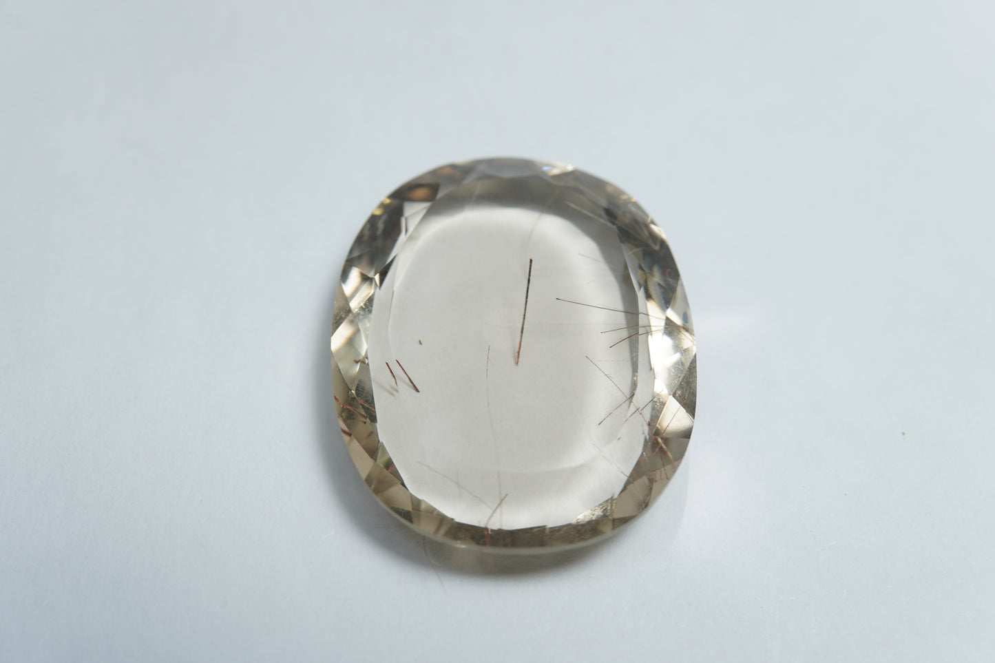 38.35ct Quartz with inclusion 30x24mm