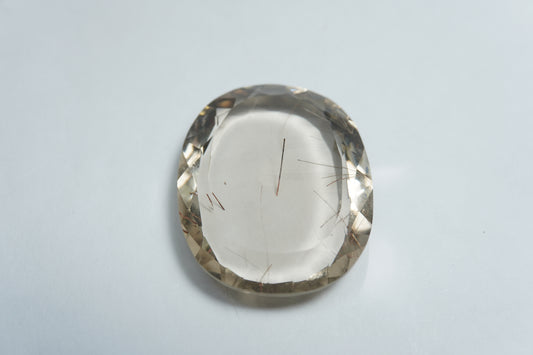 38.35ct Quartz with inclusion 30x24mm