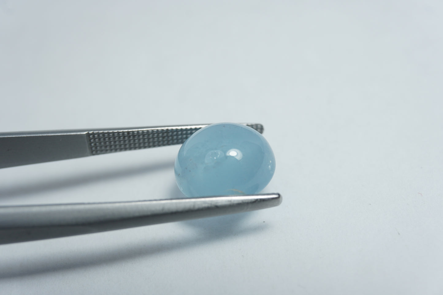 4.05ct Aquamarine cabochon 10mm