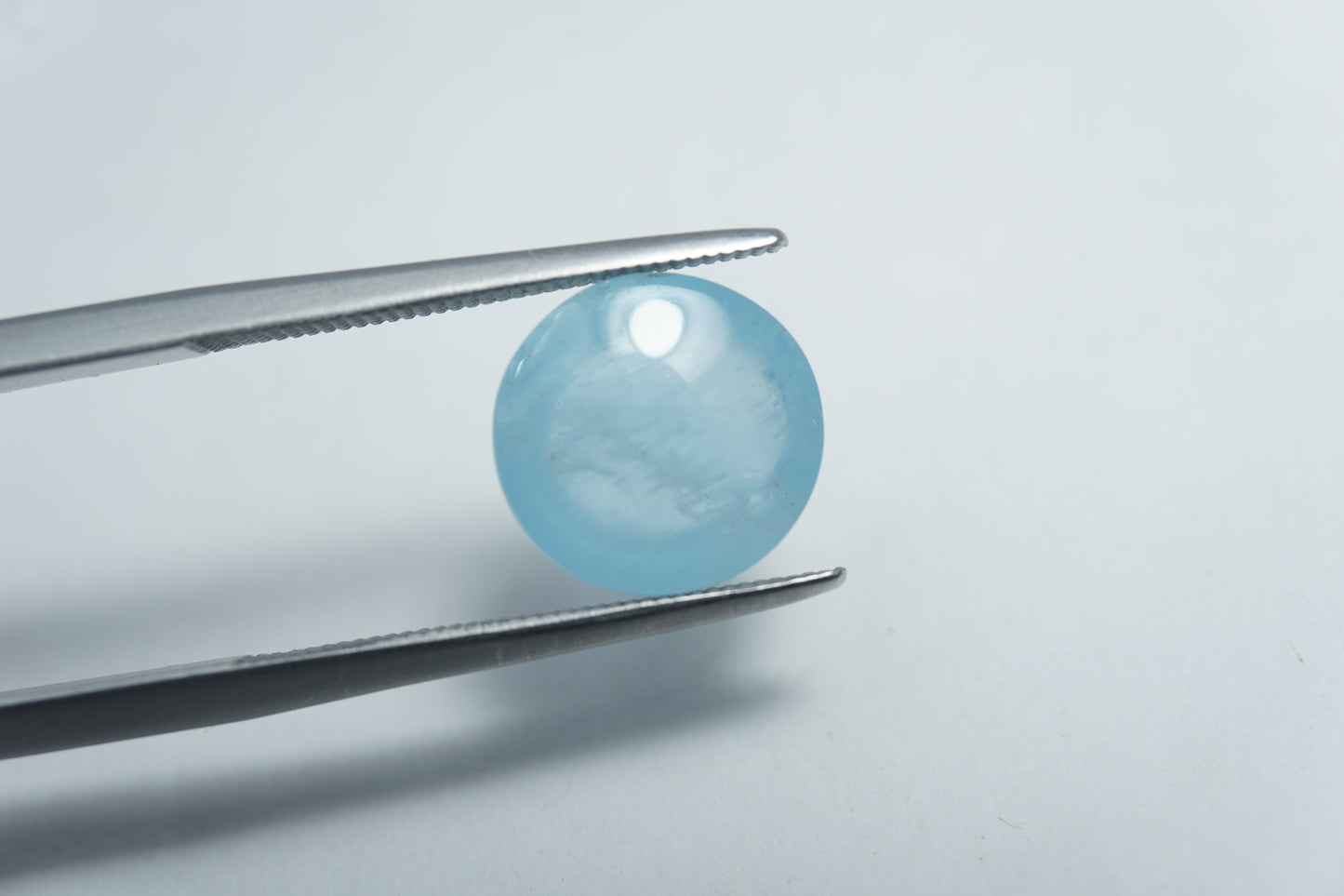 4.05ct Aquamarine cabochon 10mm
