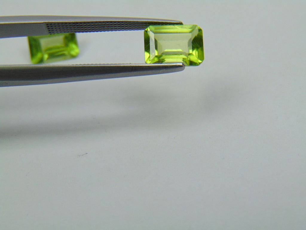 2.90ct Peridot 8x6mm