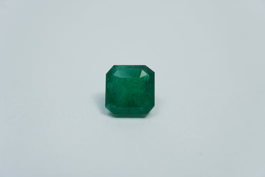 2.45ct Emerald 8mm