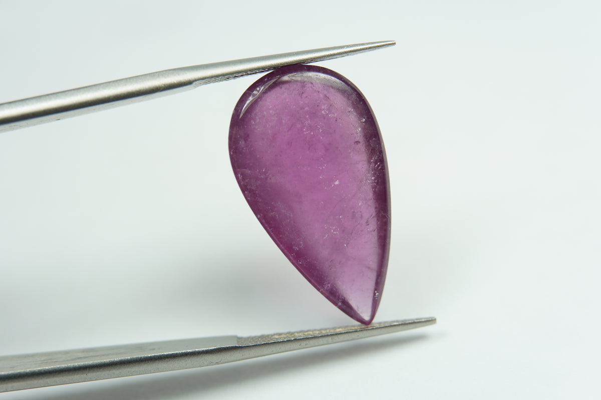 13.20ct Tourmaline cabochon 23x13mm