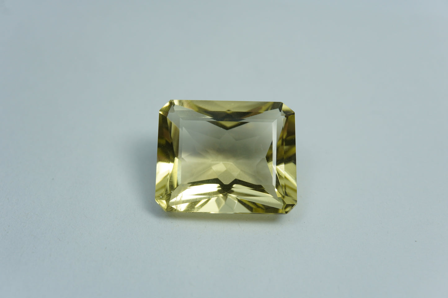 19.80ct Green gold 19x16mm