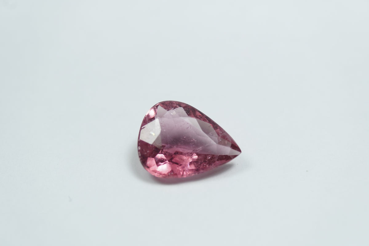3.03ct Tourmaline pink 12x9mm