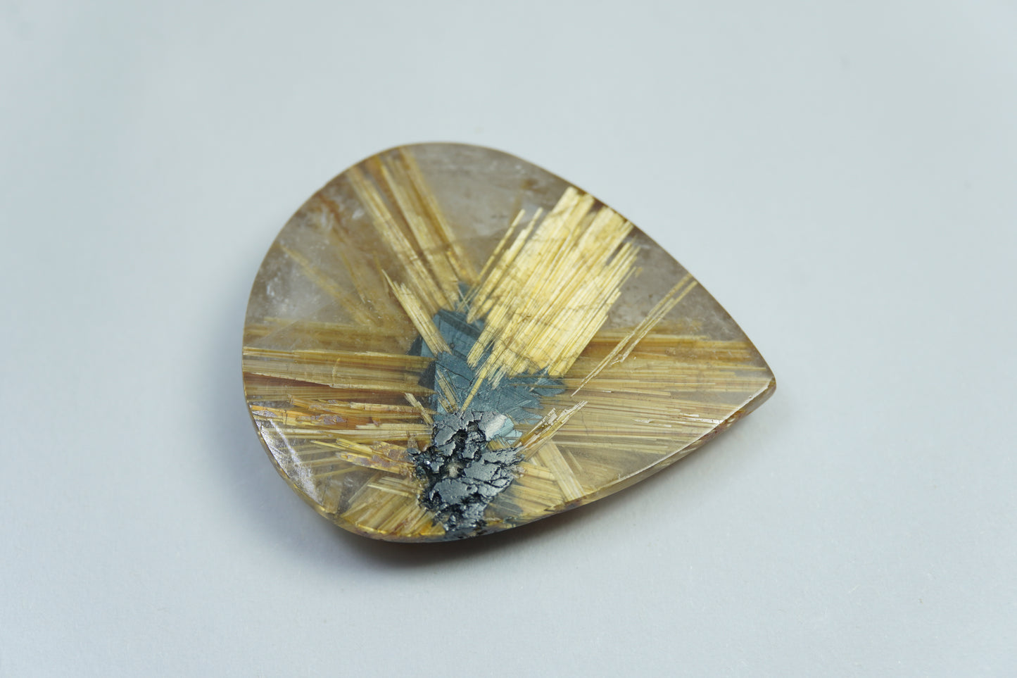 50.15ct Rutile 33x27mm