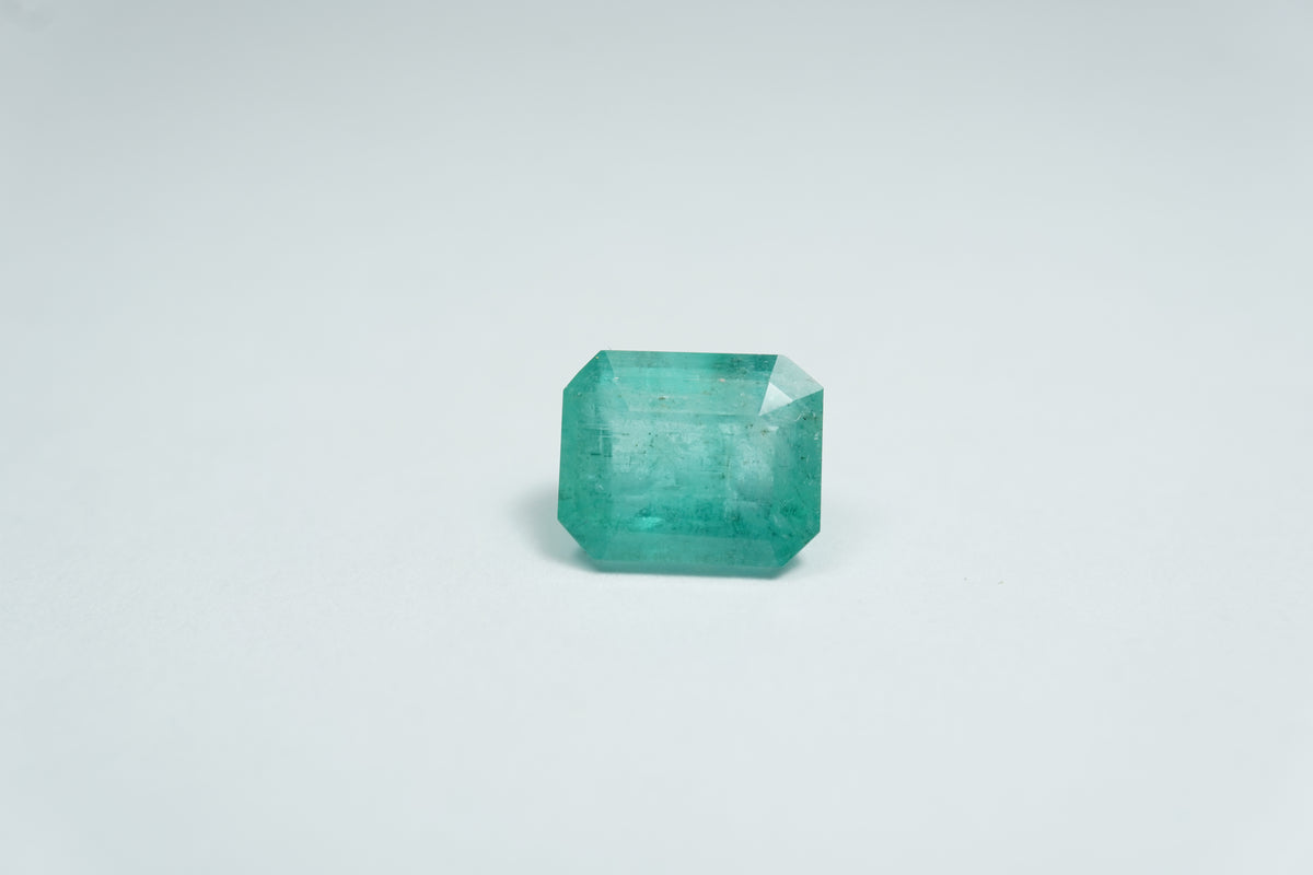 2ct Emerald 8x6.5mm
