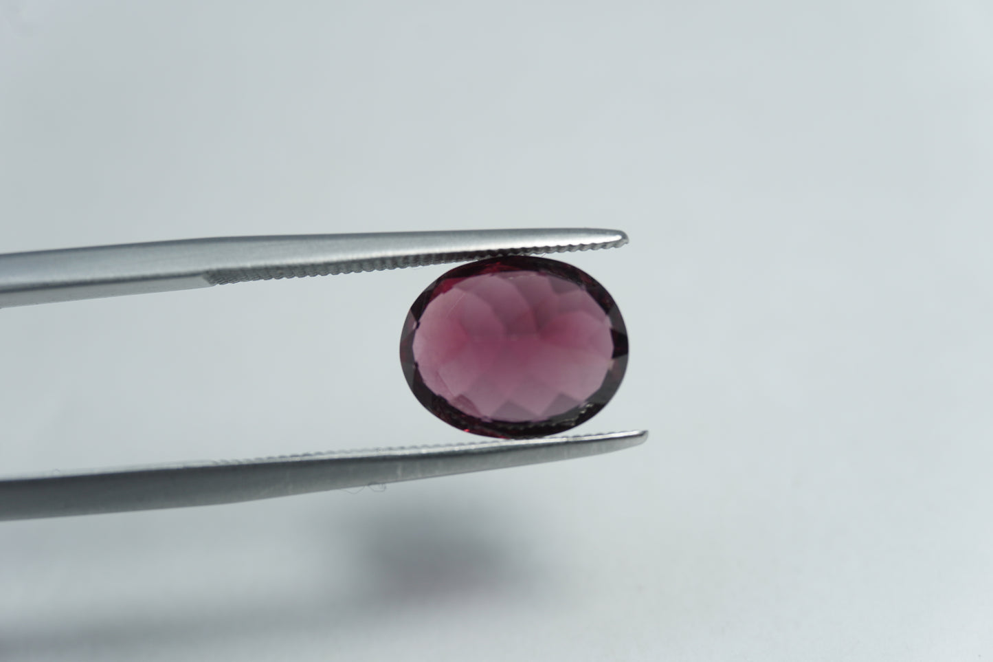 3.38ct Rhodolite 10x8mm