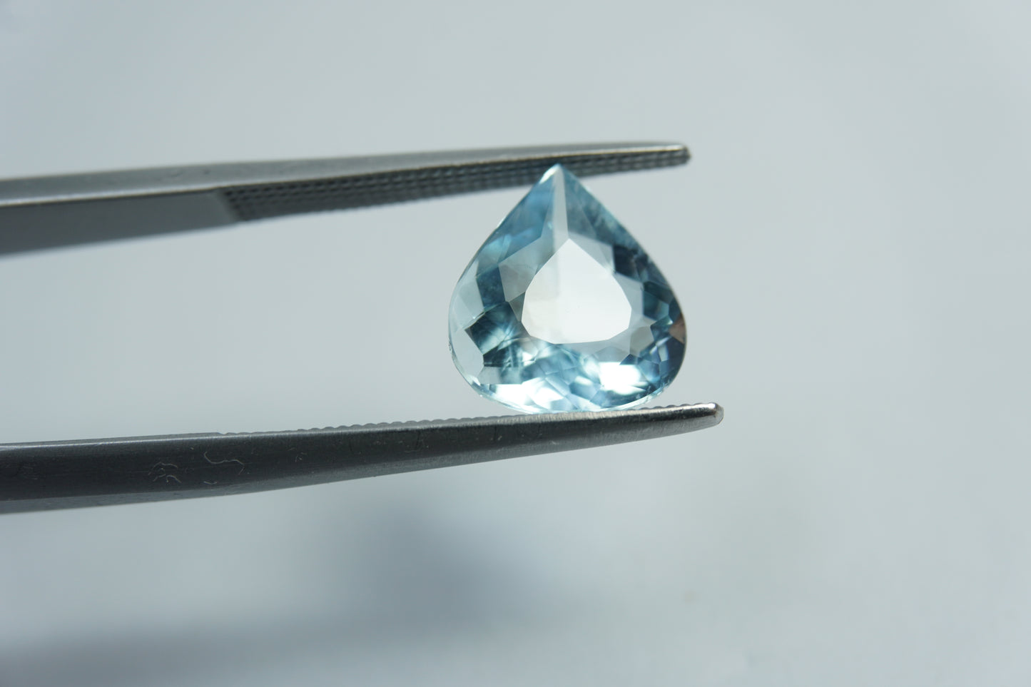 2.40ct Aquamarine 10x9mm