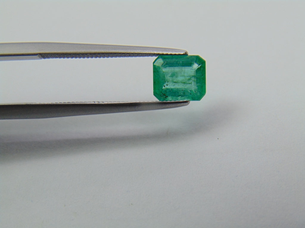 0.88ct Emerald 6mm