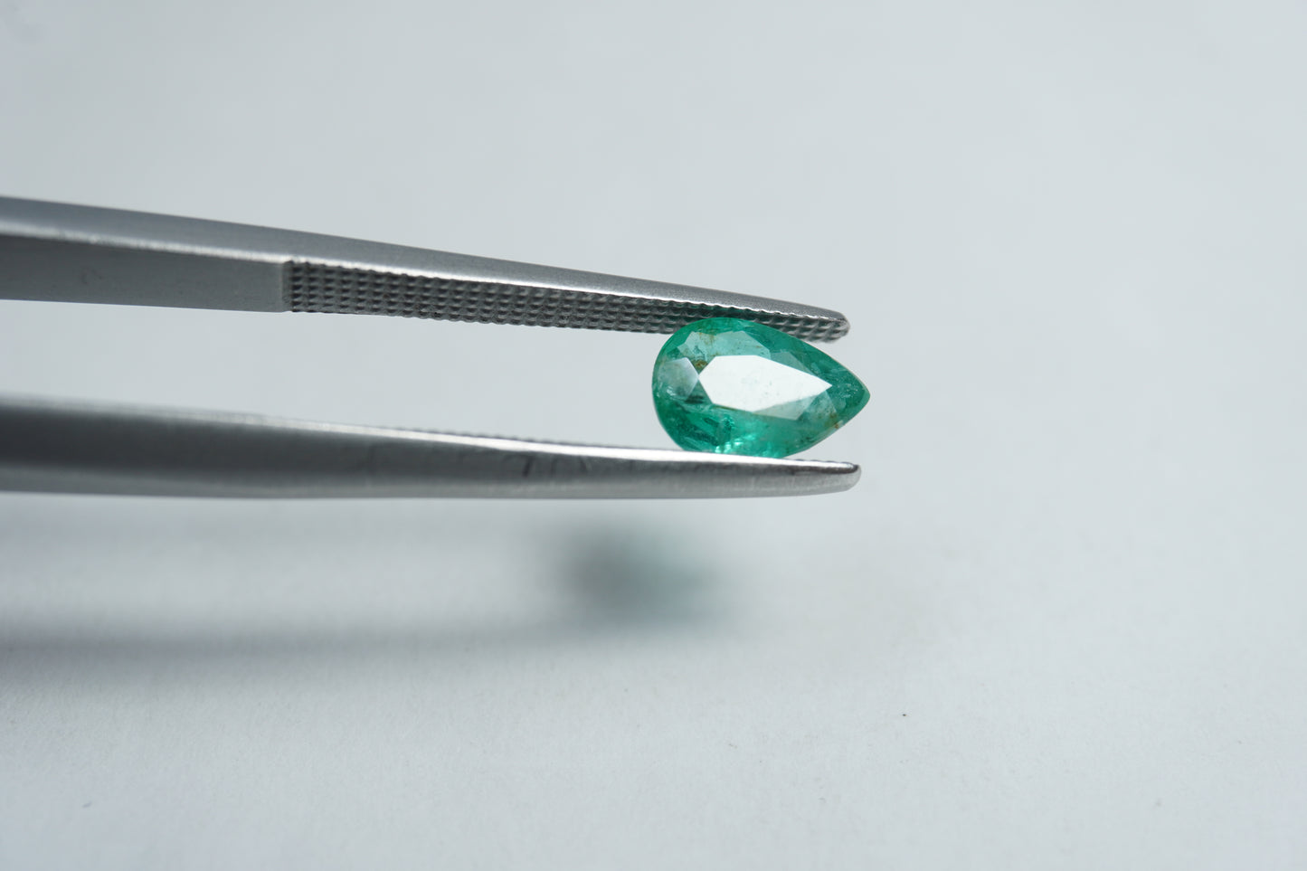 0.60ct Emerald 7x5mm