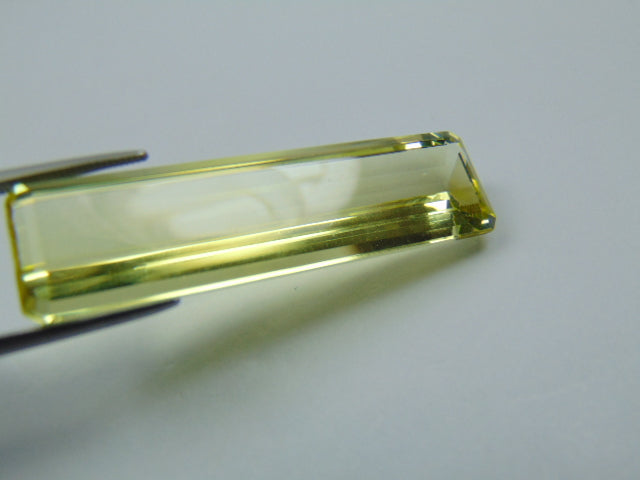 37.12ct Green Gold 45x12mm