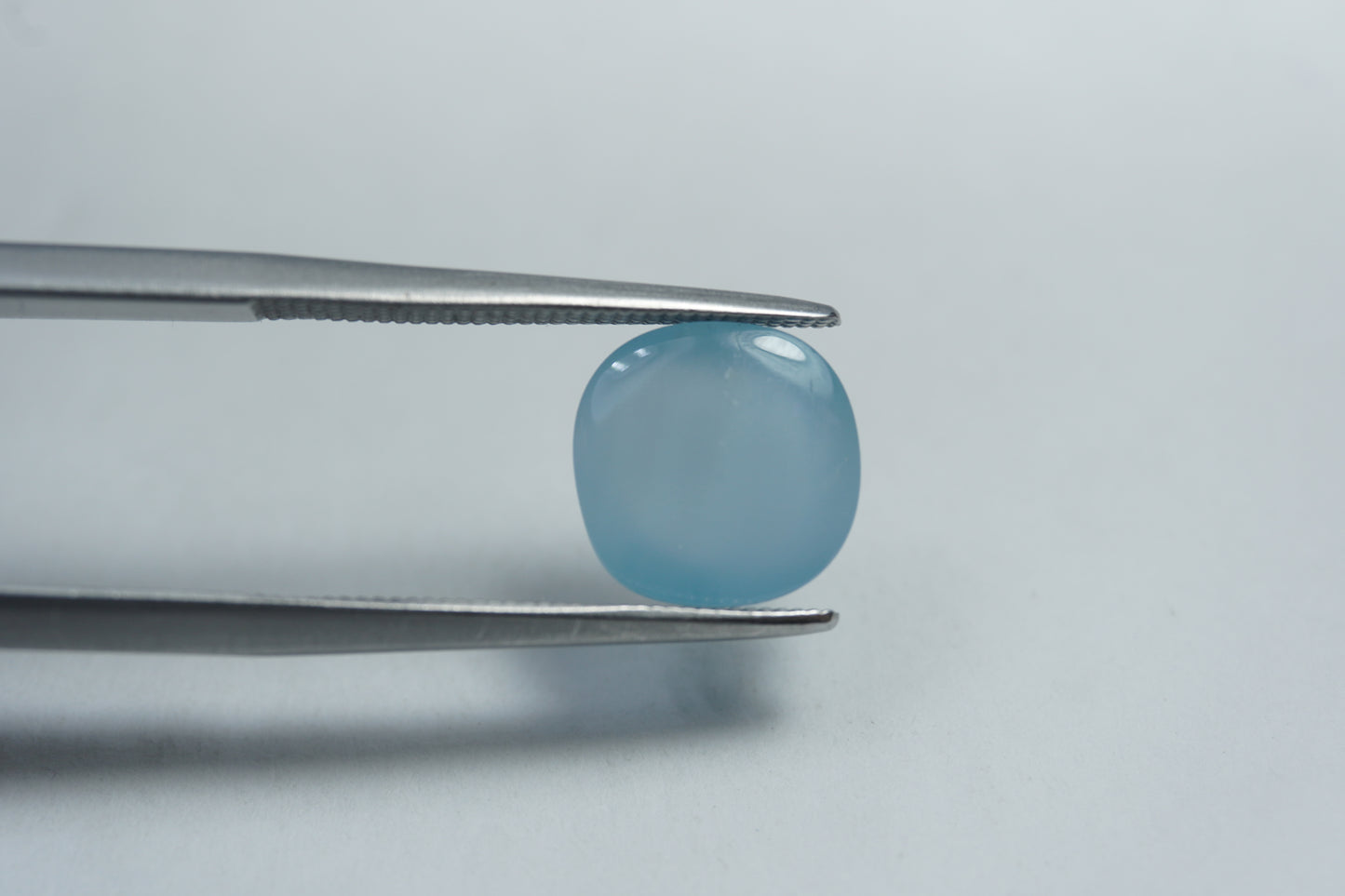 3.18ct Aquamarine cabochon 9mm