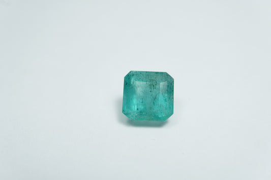 2.54ct Emerald 8mm