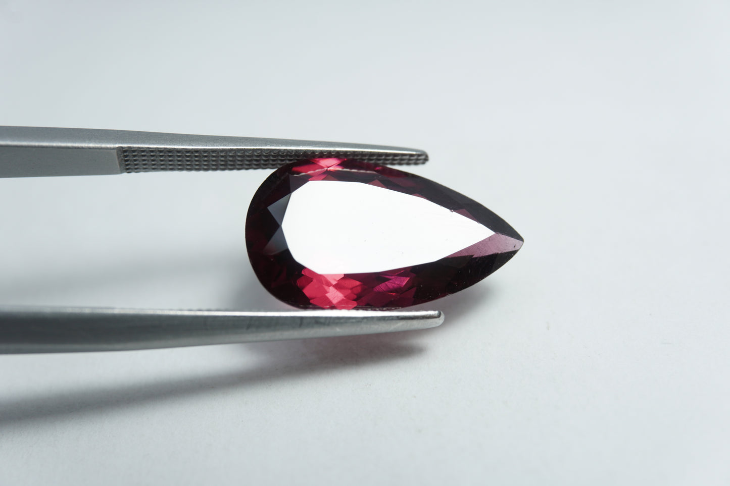 6.50ct Rhodolite 17x10mm