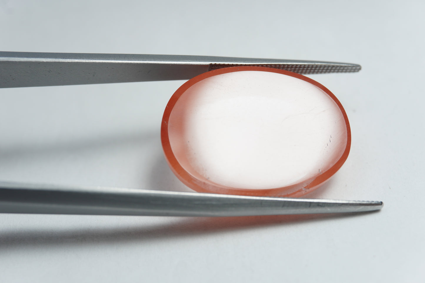 16.70ct Quartz with inclusion 21x15mm