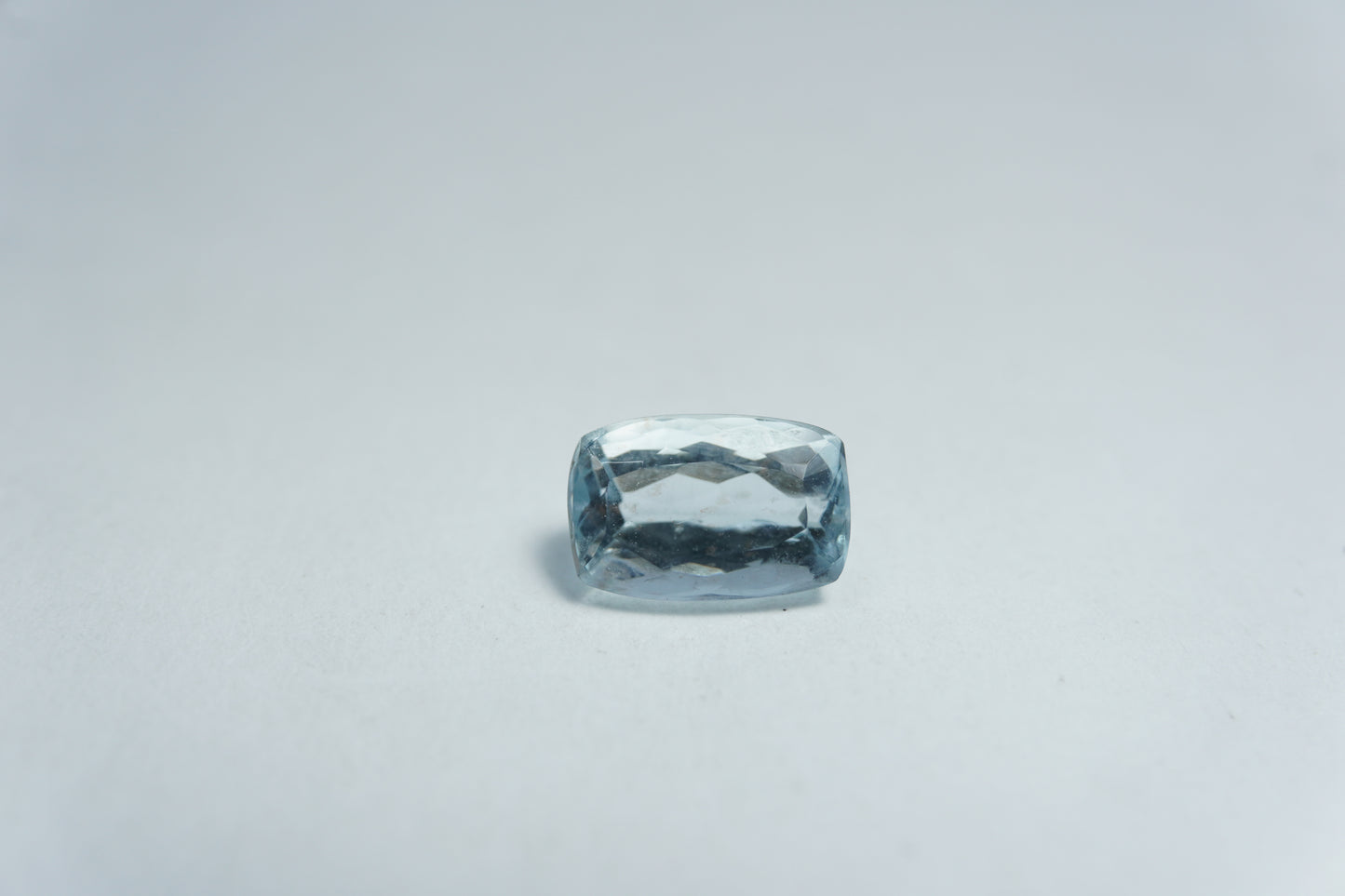 1,74ct Água-marinha 9x6mm