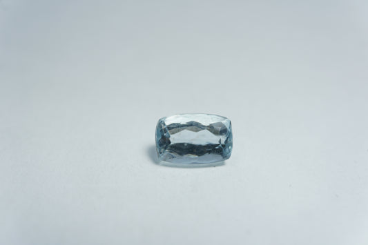 1.74ct Aquamarine 9x6mm