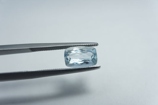1.74ct Aquamarine 9x6mm