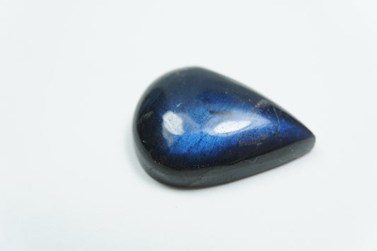 15.20ct Labradorite 21x16mm