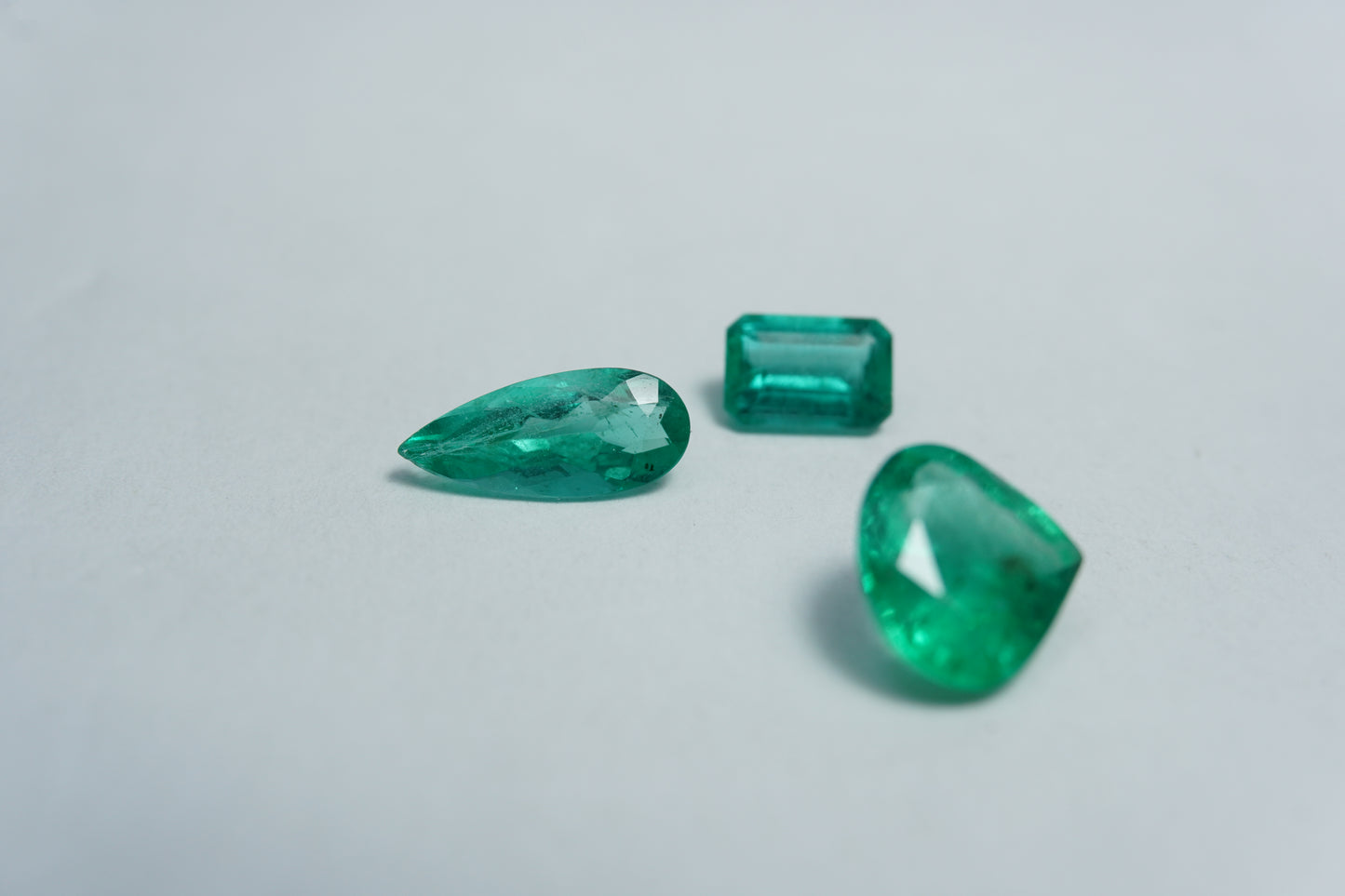 2.60ct Emerald 10x4.5mm / 8x7.5mm / 6x4mm