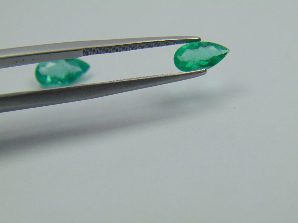 1.92ct Emerald 10x6mm 9x5mm