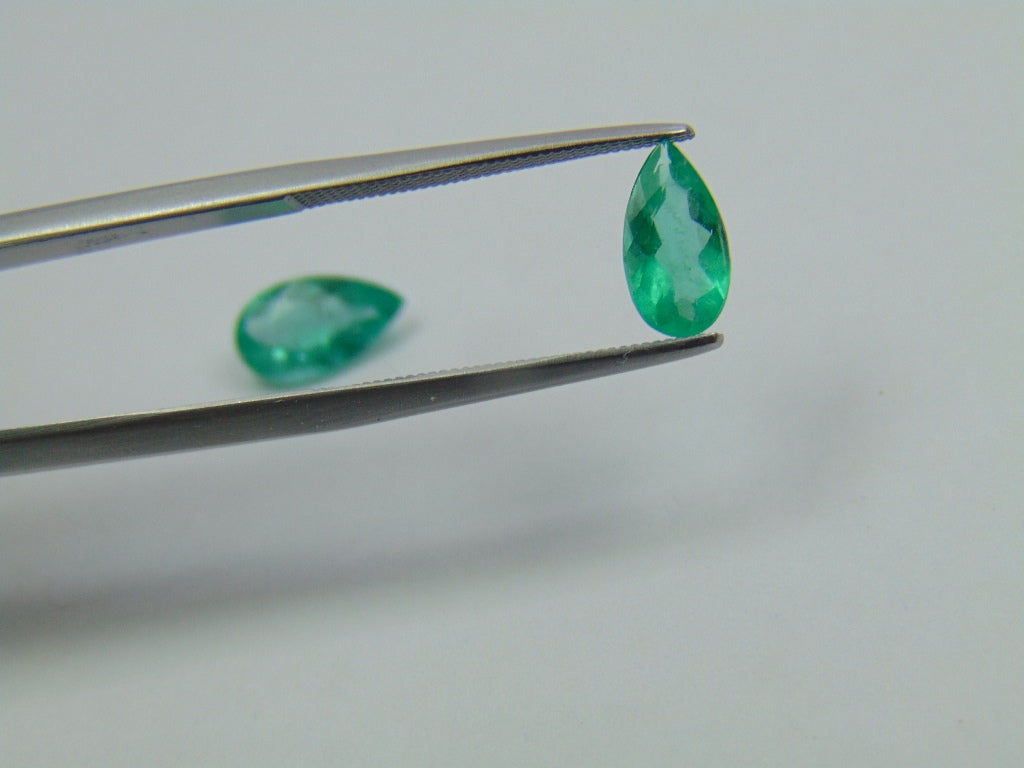 1.92ct Emerald 10x6mm 9x5mm