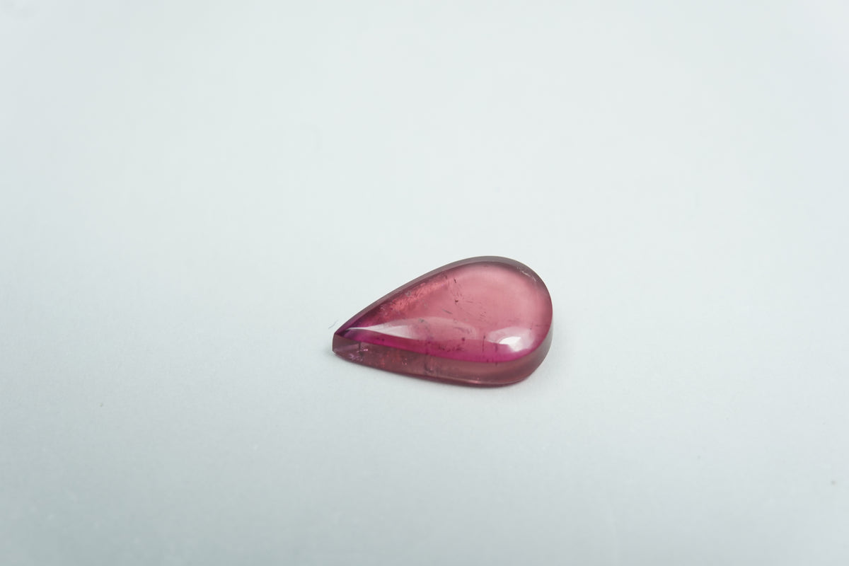 1.67ct Tourmaline cabochon 11x6.5mm