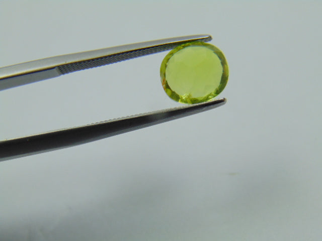 2.20ct Chrysolite 8x7mm