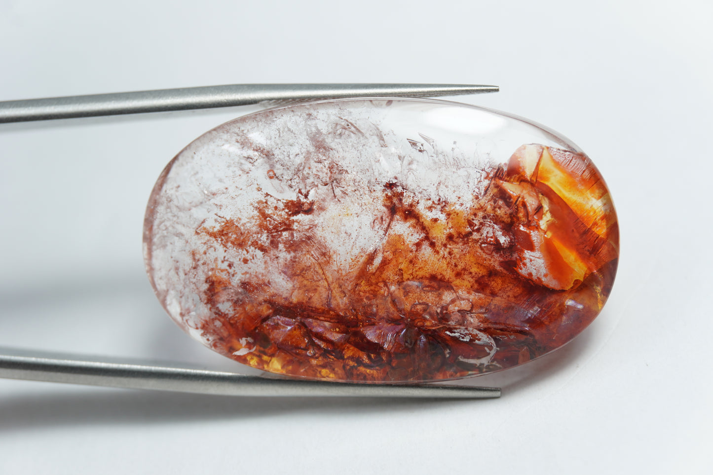 46.20ct Quartz with inclusion 34x20mm