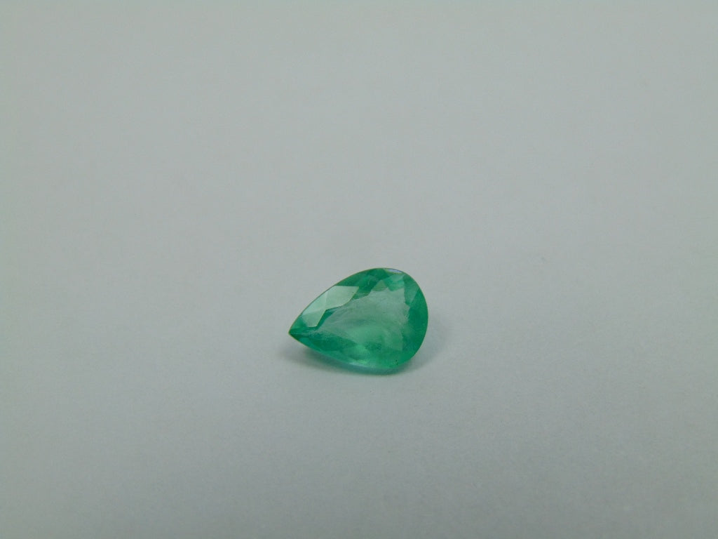 0.93ct Emerald 8x6mm