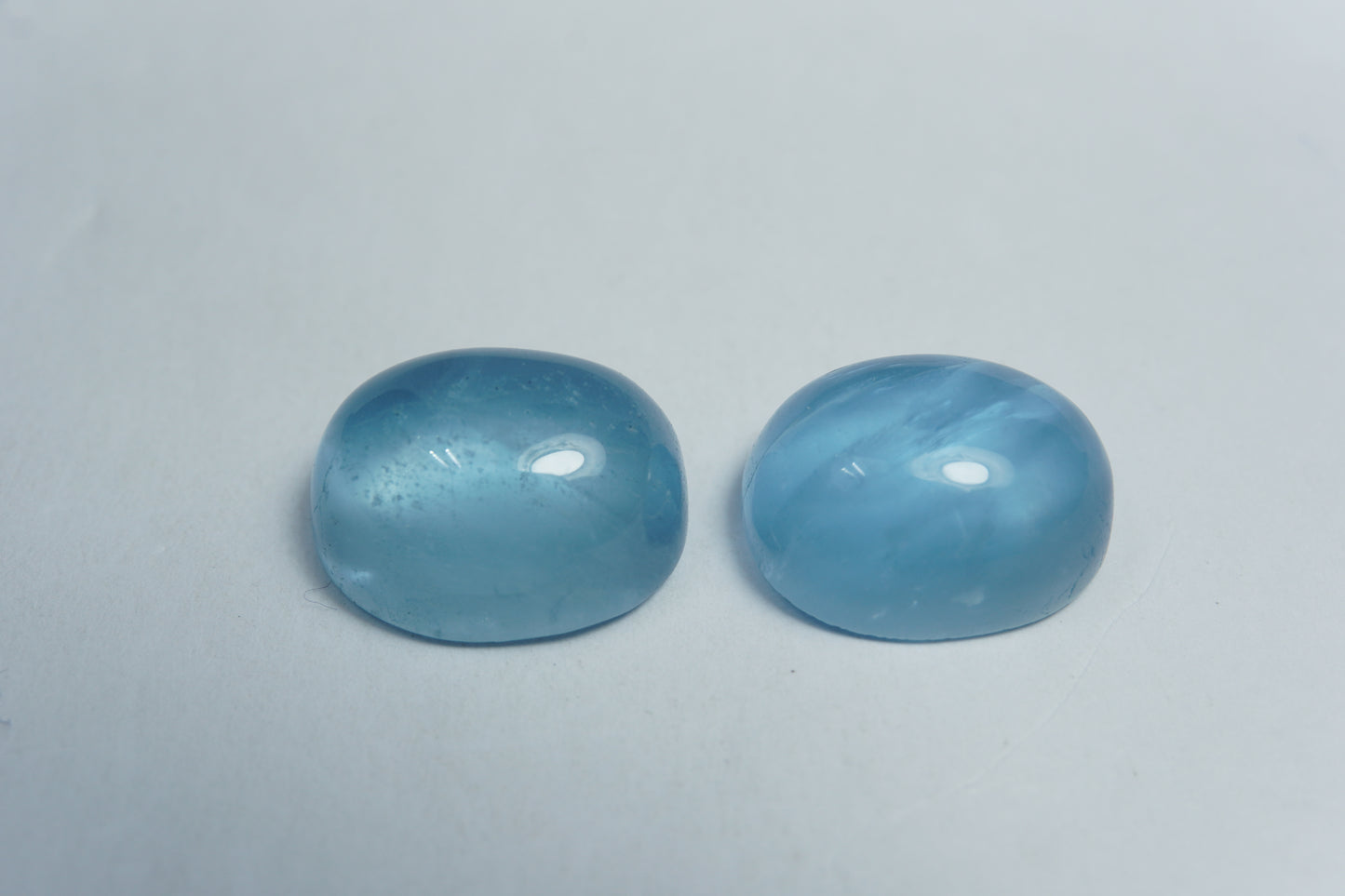 22.20ct Aquamarine cabochon 15x11mm