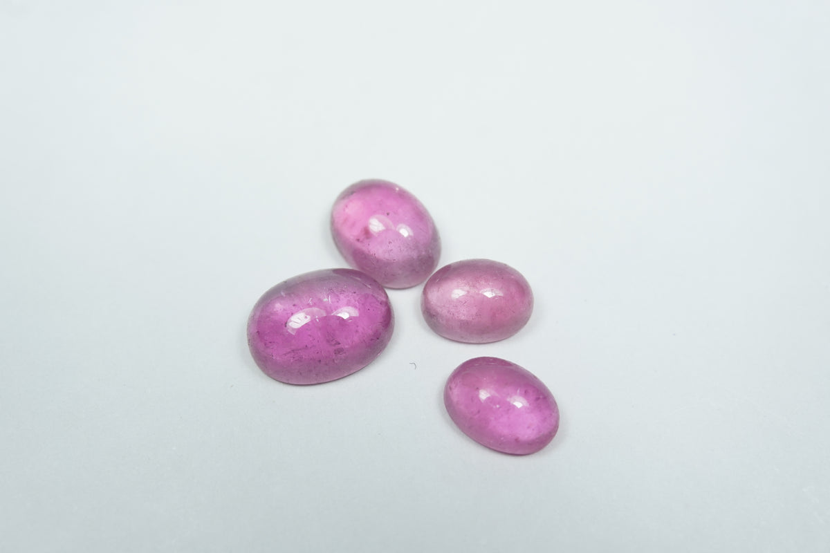5.78ct Tourmalines cabochon 9x7mm / 8x6mm / 7x5mm / 7x5mm