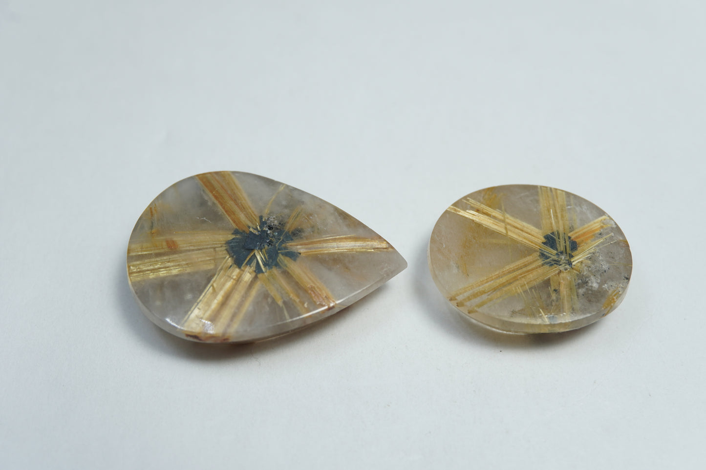 33.80ct Rutile 25x17mm / 18x15mm